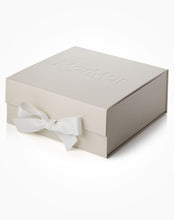 Load image into Gallery viewer, New Born Gift Box 1
