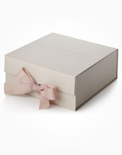 Load image into Gallery viewer, New Born Gift Box 1